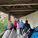 092 - We moesten daar best voorzichting lopen omdat er veel verweerd was